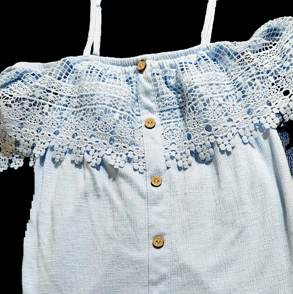 Blue Crop Top w/ Shoulder Shaw Medium